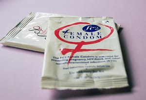 Uso de preservativo femenino para protección y planificación